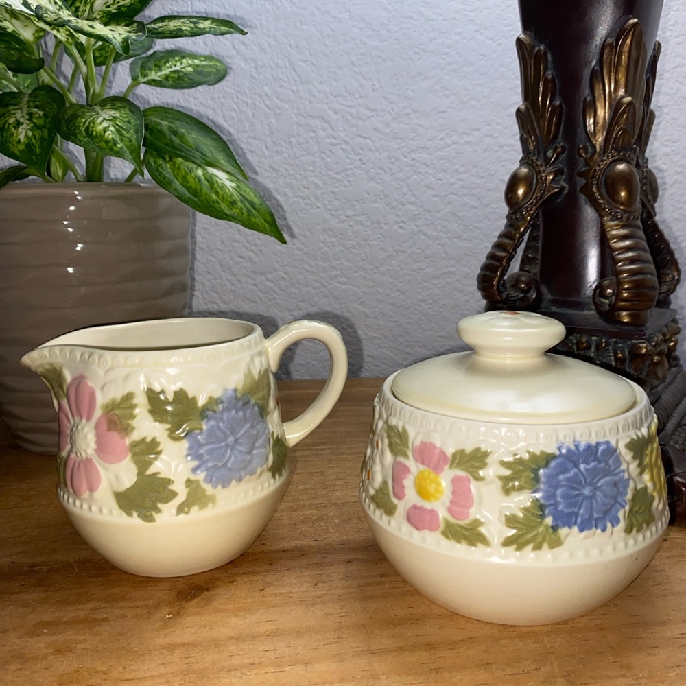 Ironstone Garden Party creamer and sugar bowl set great condition